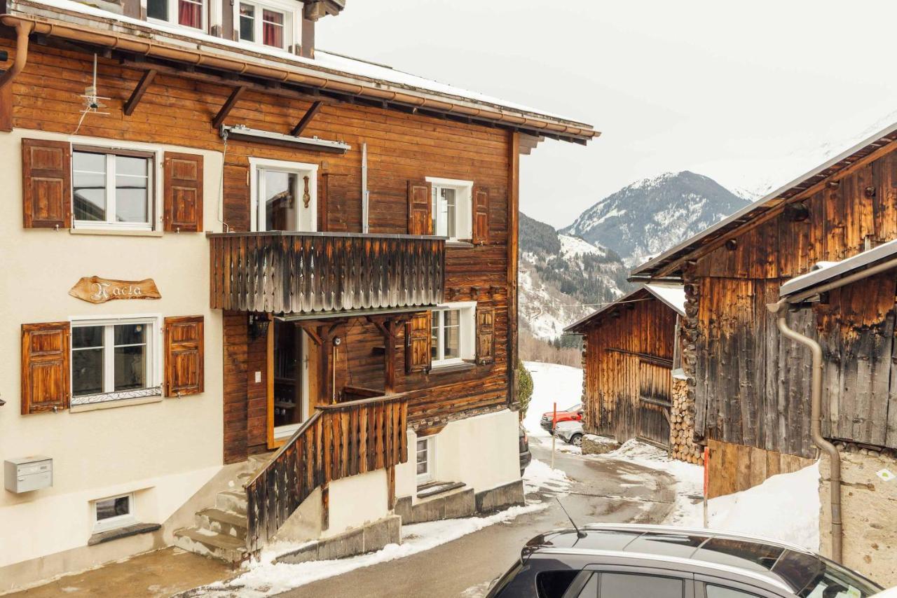 Casa Nacla Sedrun/Surrein Apartman Kültér fotó